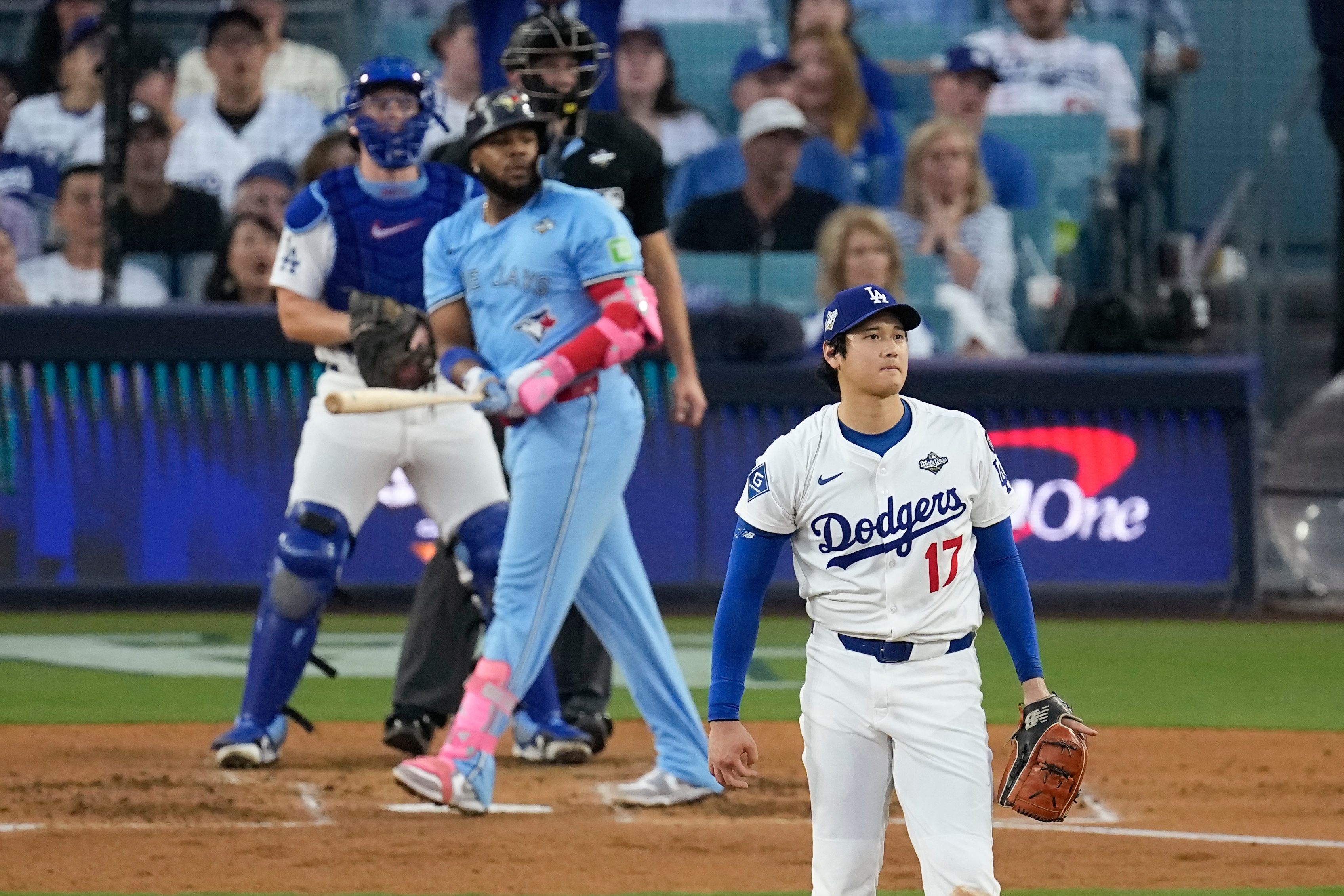 Los Angeles Dodgers pitcher Shohei Ohtani (17) watches Toronto Blue Jays